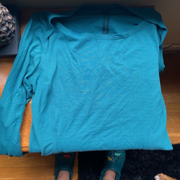 Lululemon Teal Striped Microfibre Stretch Long Sleeve top - Picture 2 of 4